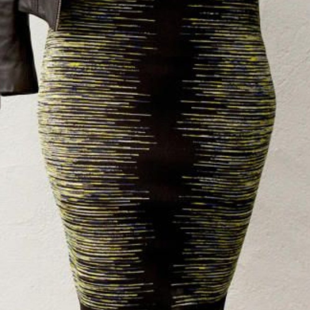 Karen Millen Black and Yellow Tweed-Effect Pencil Skirt - Picture 2 of 6